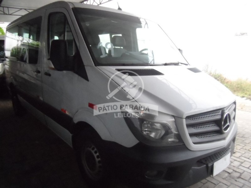 MERCEDES-BENZ – SPRINTER 415 CDI M
