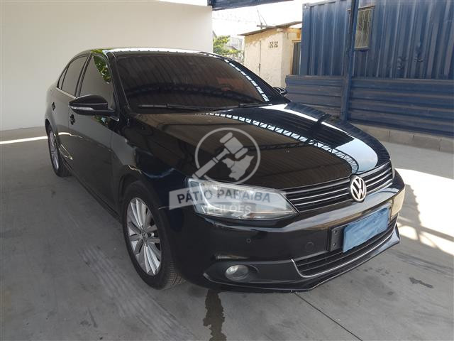 VOLKSWAGEN JETTA 2.0 TSI